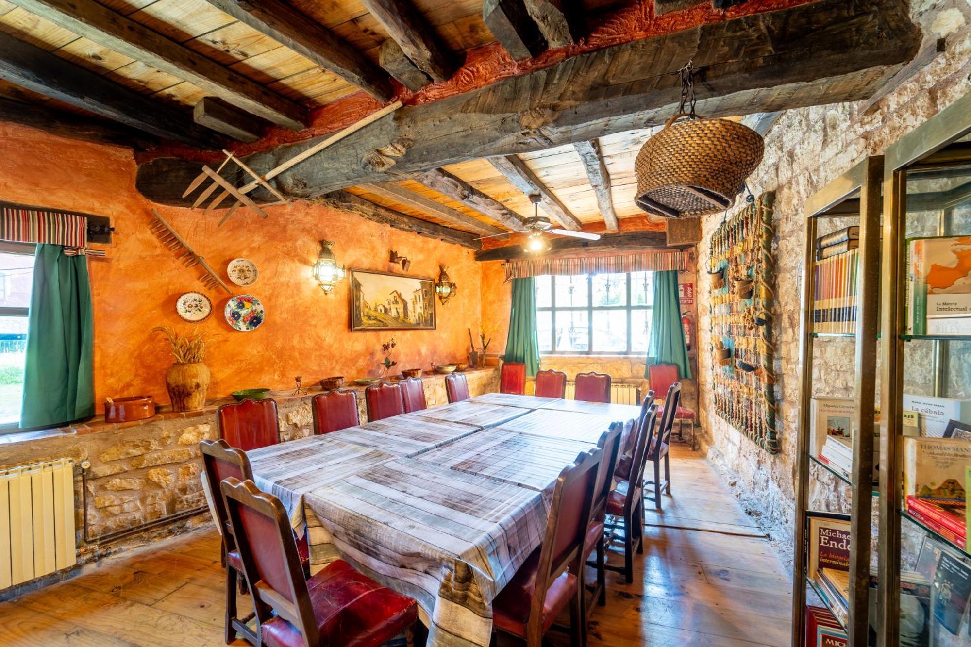 Hostel Atapuerca Inpulso Экстерьер фото
