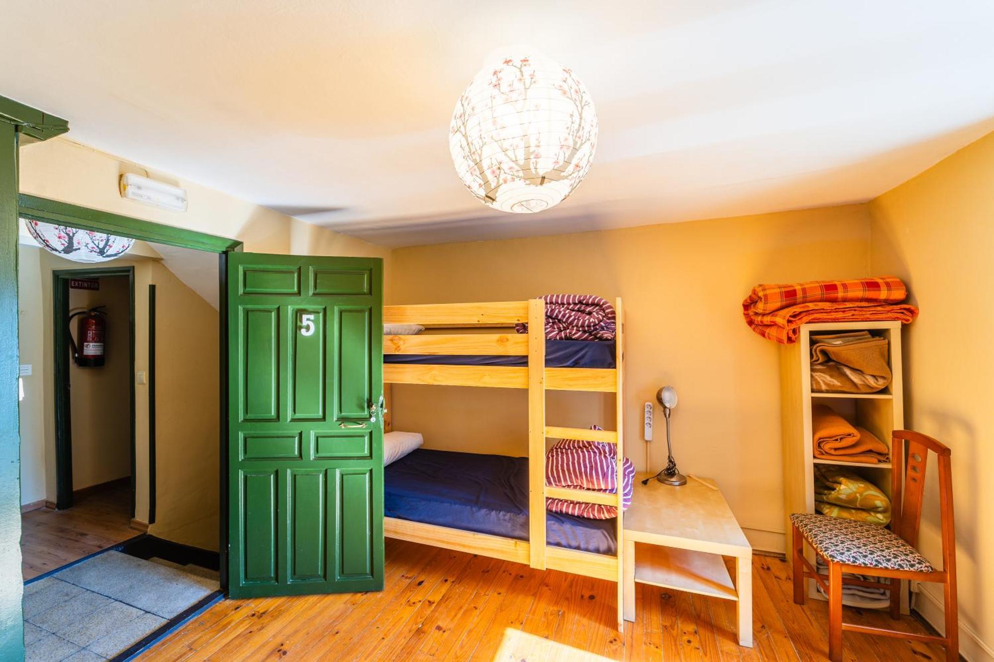 Hostel Atapuerca Inpulso Экстерьер фото